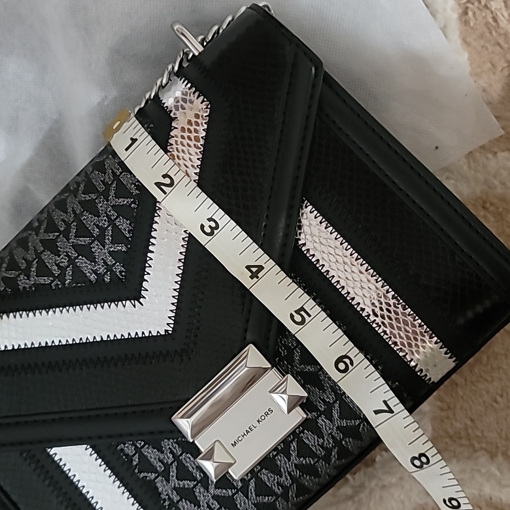 Michael Kors Whitney Shoulder/Crossbody - Picture 8 of 9